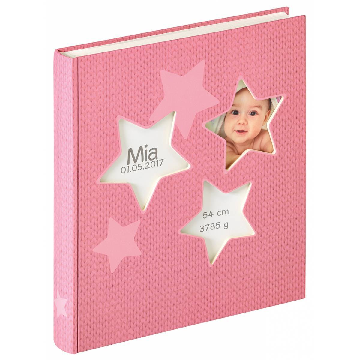 Rosa Baby-Fotoalbum mit sternförmigen Ausschnitten, das ein Babyporträt zeigt, sowie Text „Mia 01.05.2017" und „54 cm 3785 g"".