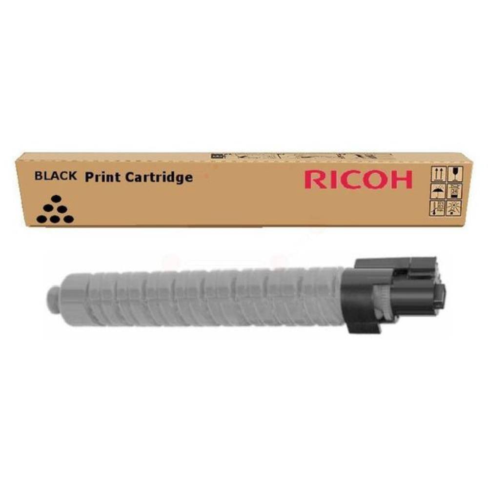 Ricoh schwarze Druckerpatrone mit ihrer Schachtel oben und Tonerpatrone unten auf weißem Hintergrund.