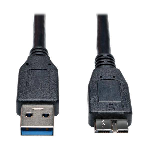 „USB 3.0 Typ-A-Stecker auf der linken Seite, Micro-USB-3.0-Stecker auf der rechten Seite, beide mit schwarzen Kabeln, verwendet für Datenübertragung und zum Laden von Geräten.