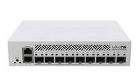Frontansicht eines weißen Netzwerk-Switches mit mehreren Ethernet-Ports und zwei gestapelten Uplink-Ports auf der linken Seite.