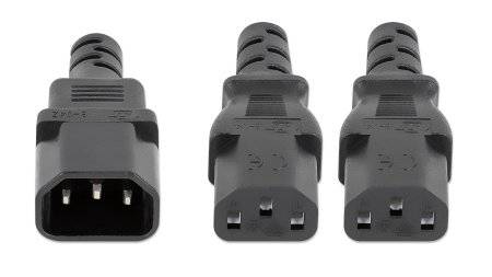 Drei schwarze IEC-Stromstecker/Adapter nebeneinander auf weißem Hintergrund, einschließlich einer weiblichen Buchse und zwei männlichen Steckern.