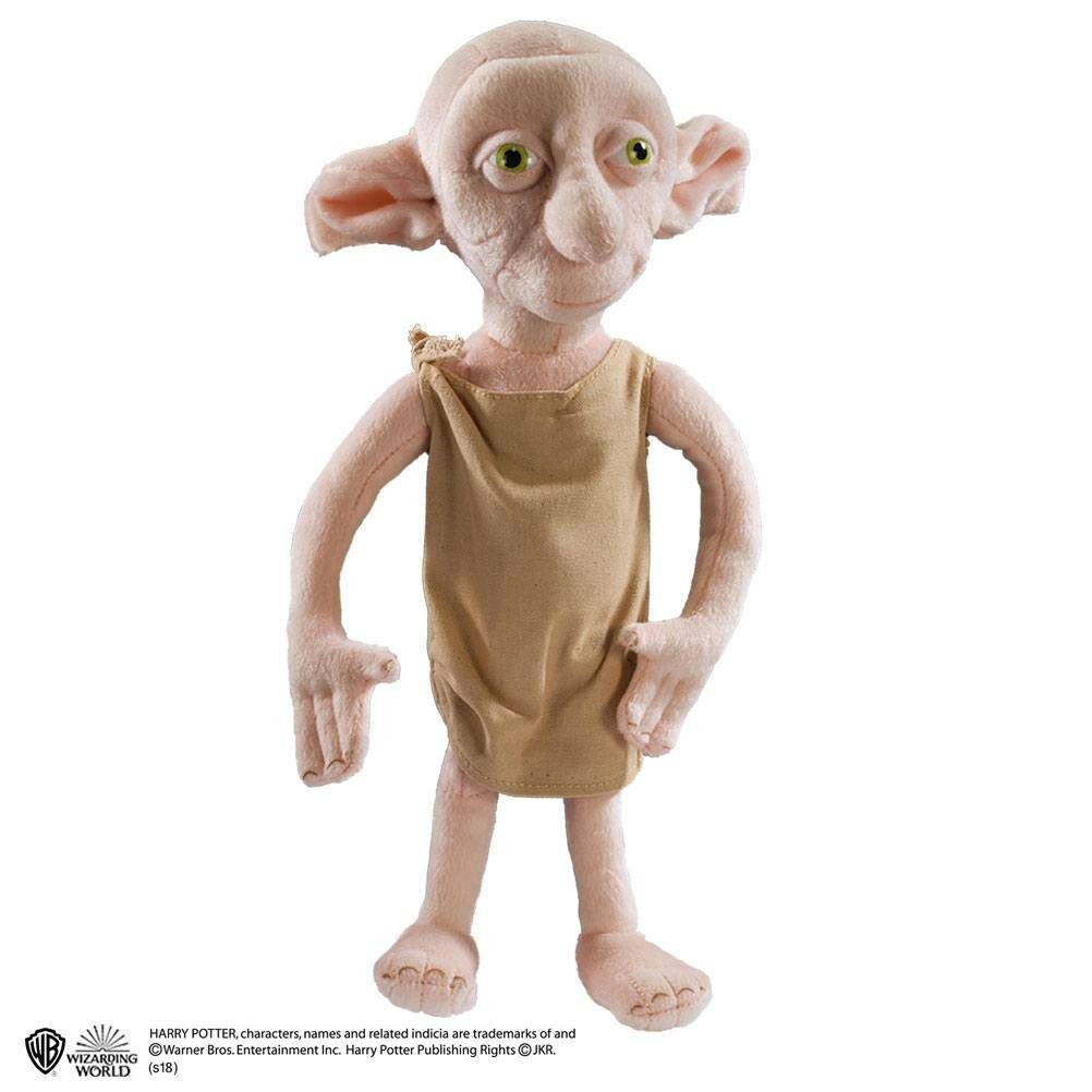 Ein Plüschtier, das einer elfenähnlichen Kreatur ähnelt, mit großen Augen und Ohren, gekleidet in ein einfaches beigefarbenes Gewand.