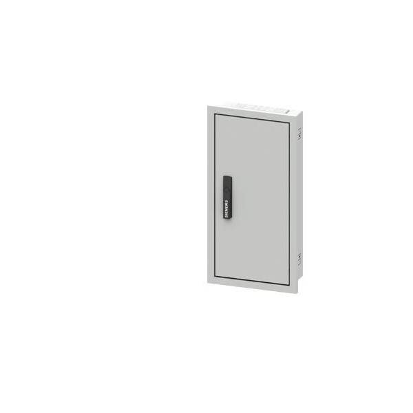 Ein grauer Metallverteilerschrank mit einem schwarzen Griff, vertikal montiert.