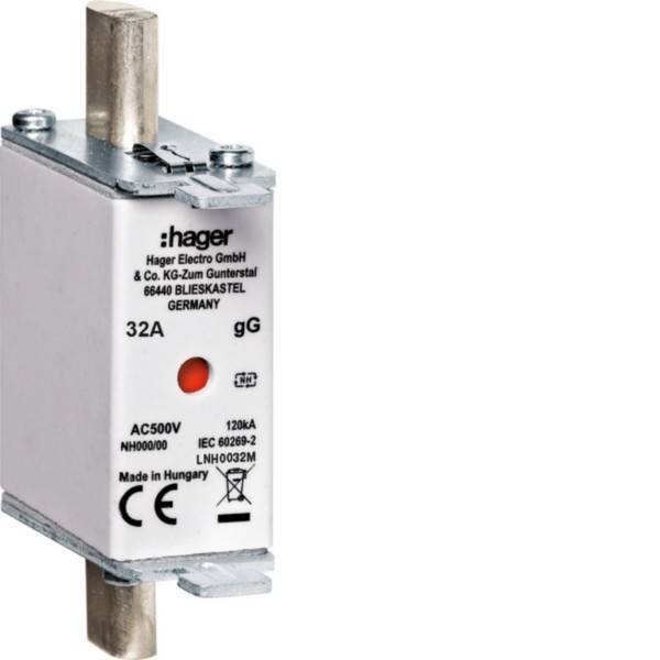 Elektrische Sicherung von 'Hager', 32A Nennstrom, mit weißem Gehäuse und Metallstiften. Etiketten beinhalten Konformitätszeichen und technische Details.