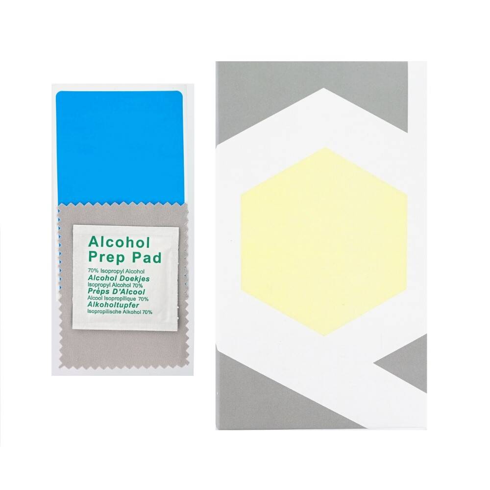 Alkoholtupfer-Päckchen mit blauem Deckel und Etikett mit der Aufschrift „Alcohol Prep Pad