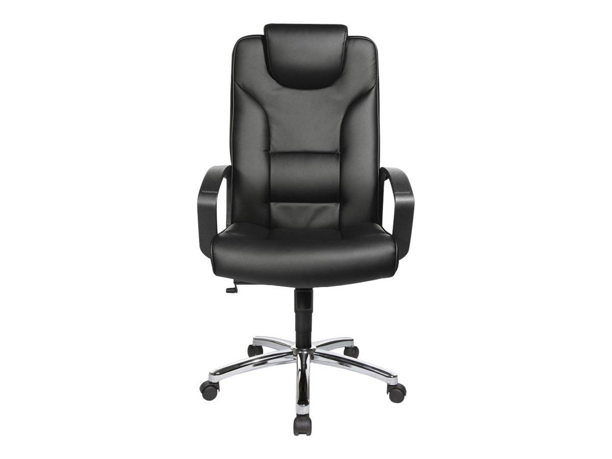 Schwarzer Leder-Bürostuhl mit gepolsterter Kopfstütze, Armlehnen und verchromter fünfrädiger Basis auf weißem Hintergrund.