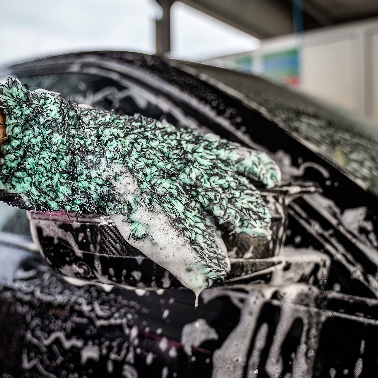 Mikrofaser Waschhandschuh für eine schonende Autowäsche - Saugstarker Auto Wasch Handschuh, 30x28cm, schwarz-grün