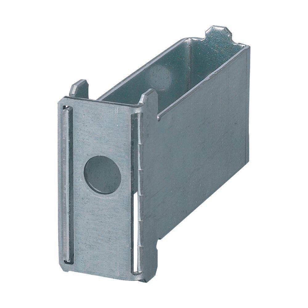Eine Metallabdeckung für elektrische Verteilerdosen in rechteckiger Form mit einem runden Loch auf einer Seite, die dazu dient, die Tiefe von Wandsteckdosen zu verlängern.