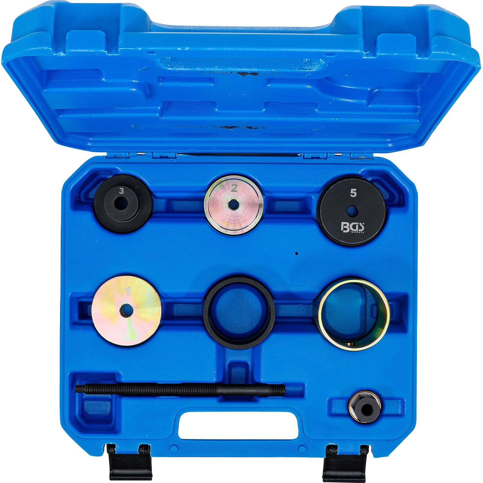 Ein blauer Werkzeugkoffer öffnet sich und zeigt verschiedene kreisförmige Automobilkomponenten, die in vorgesehenen Fächern angeordnet sind und für die Wartung oder Reparatur von Autos verwendet werden.