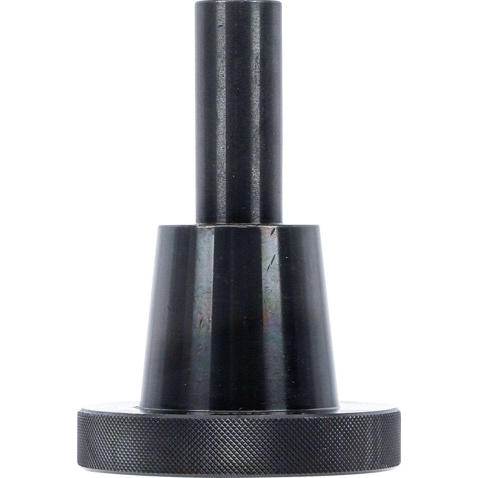 Ein zylindrischer schwarzer Metallwerkzeug mit einer strukturierten Griffbasis und einem glatten, länglichen Schaft, der typischerweise in industriellen Umgebungen verwendet wird.