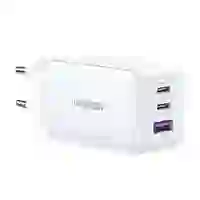 Ugreen CD244 65W USB-A / 2x USB-C GaN-Schnellladegerät - Weiß Ugreen CD244 65W USB-A / 2x USB-C GaN-Schnellladegerät - Weiß