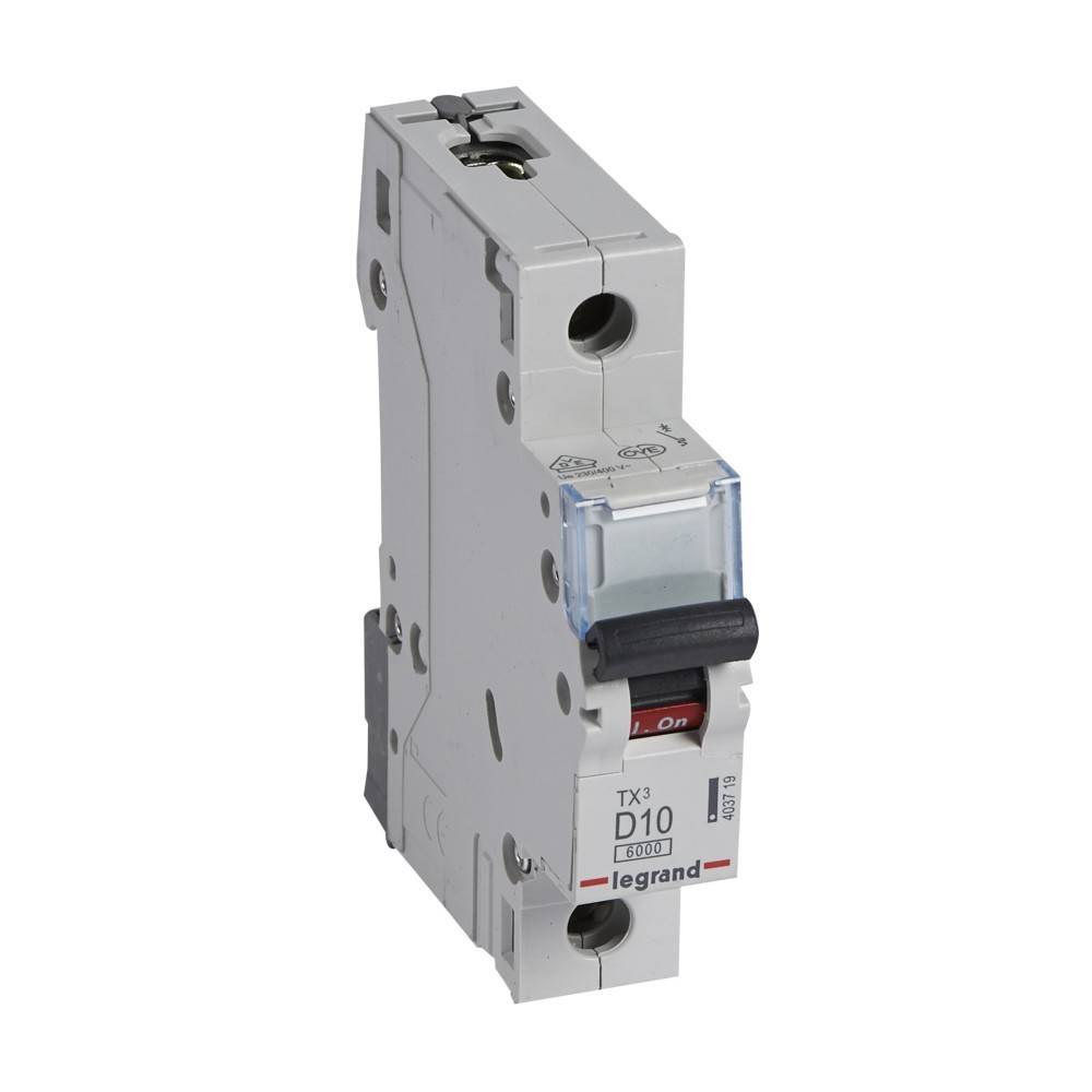 Ein einpoliger Leitungsschutzschalter mit der Bezeichnung TX³ D10 mit rotem Schalter und Legrand-Logo, der zum Schutz elektrischer Stromkreise verwendet wird.