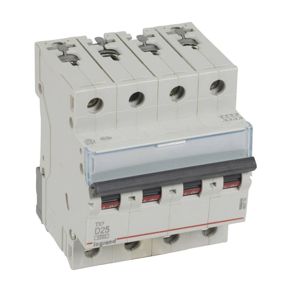Vierpoliger Leitungsschutzschalter mit der Bezeichnung 'TX3 D25 Legrand', verwendet für den Schutz von elektrischen Systemen.