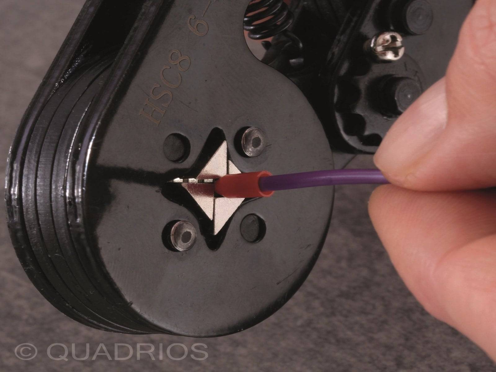 QUADRIOS Aderendhülse 22C432, 10 mm², Rot, Teilisoliert, 100 Stück