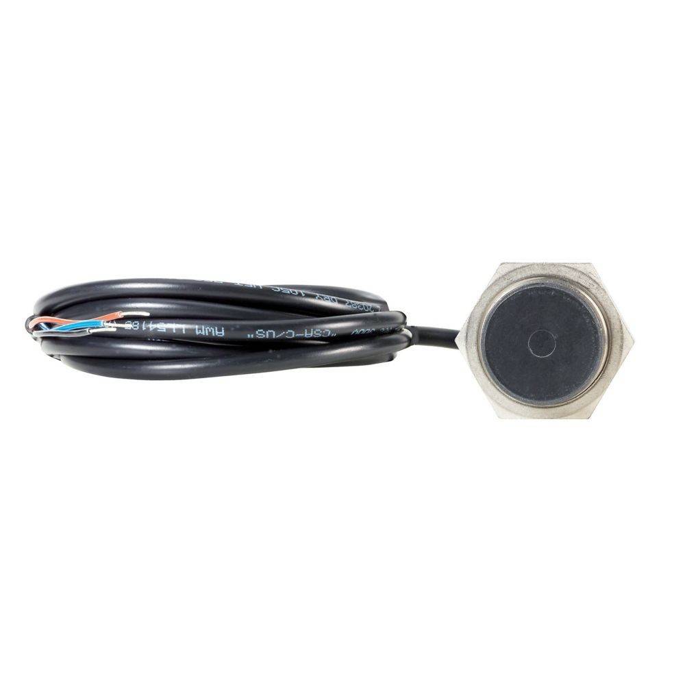 Ein schwarzer Ultraschallsensor mit einem sechseckigen metallischen Gehäuse, der mit einem schwarzen Kabel mit gemischten farbigen Drähten verbunden ist und zur Abstandsmessung verwendet wird.