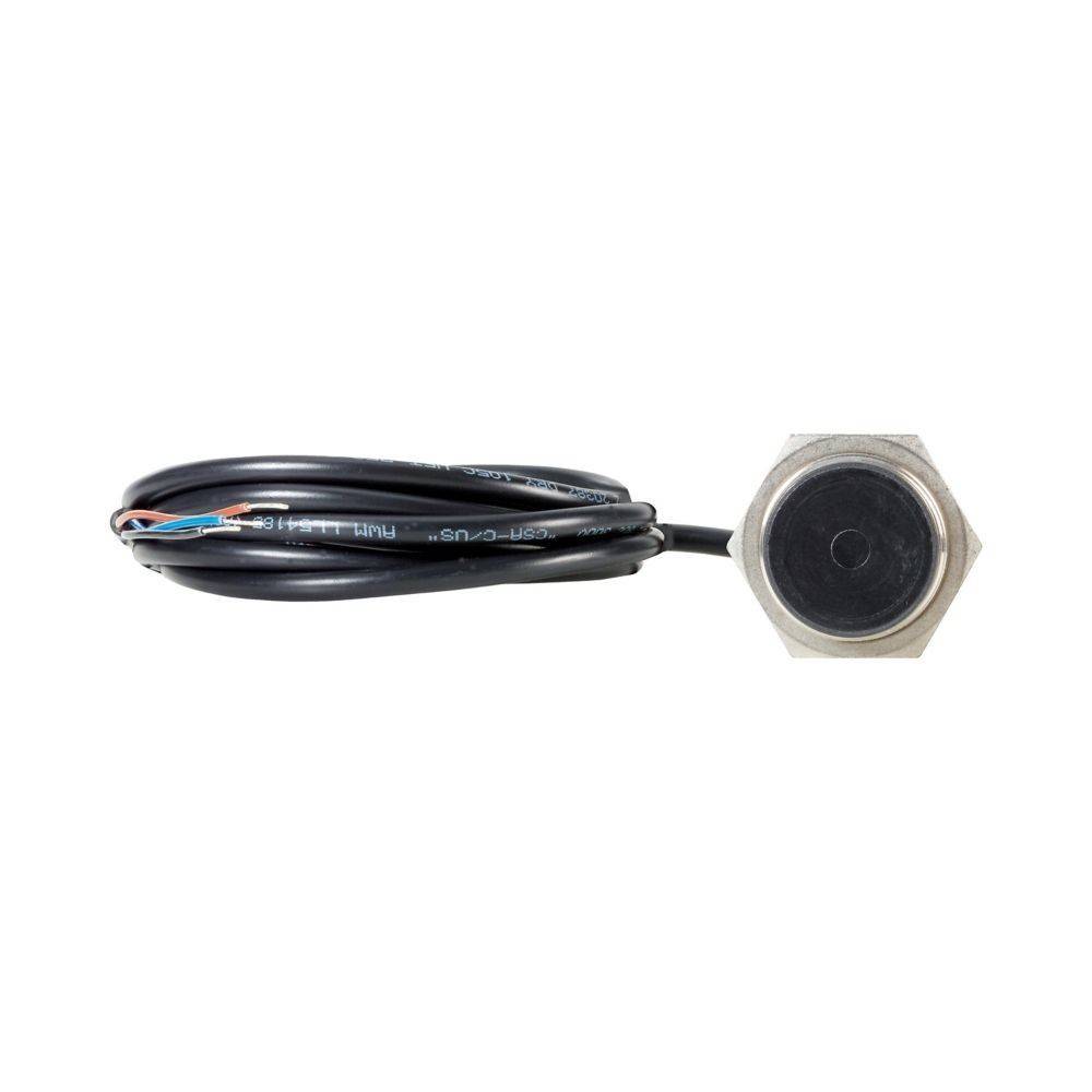 Ein schwarzes Koaxialkabel mit freiliegenden Drähten, das an einem runden Metallsensor angeschlossen ist, wahrscheinlich zur Erkennung von Nähe oder Druck.
