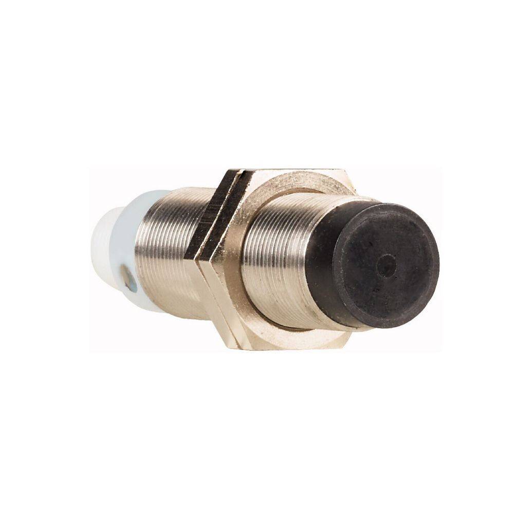 Ein metallischer zylindrischer Sensor mit einem schwarzen kreisförmigen Kopf und gewindeter Körperform, verwendet zur Näherungserkennung in industriellen Anwendungen.