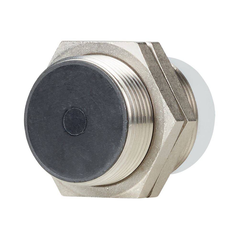 Ein metallischer zylindrischer Sensor mit sechseckiger Basis und schwarzer kreisförmiger Spitze, verwendet zur Näherungserkennung in industriellen Umgebungen.