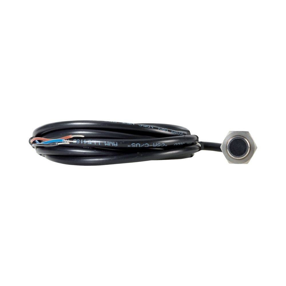 Ein gewickeltes schwarzes Kabel mit freiliegenden Drähten und einem sechseckigen Metallsensor an einem Ende, wahrscheinlich zum Anschließen oder Messen in einer technischen Anordnung.