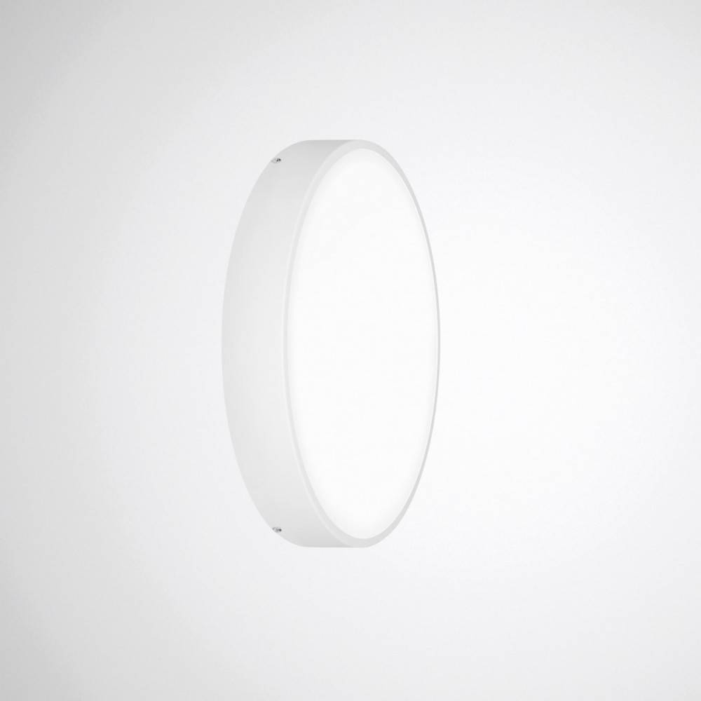 Eine runde, weiße Deckenleuchte mit elegantem, minimalistischem Design, die ein sanftes, gleichmäßiges Licht vor einem schlichten Hintergrund abstrahlt.