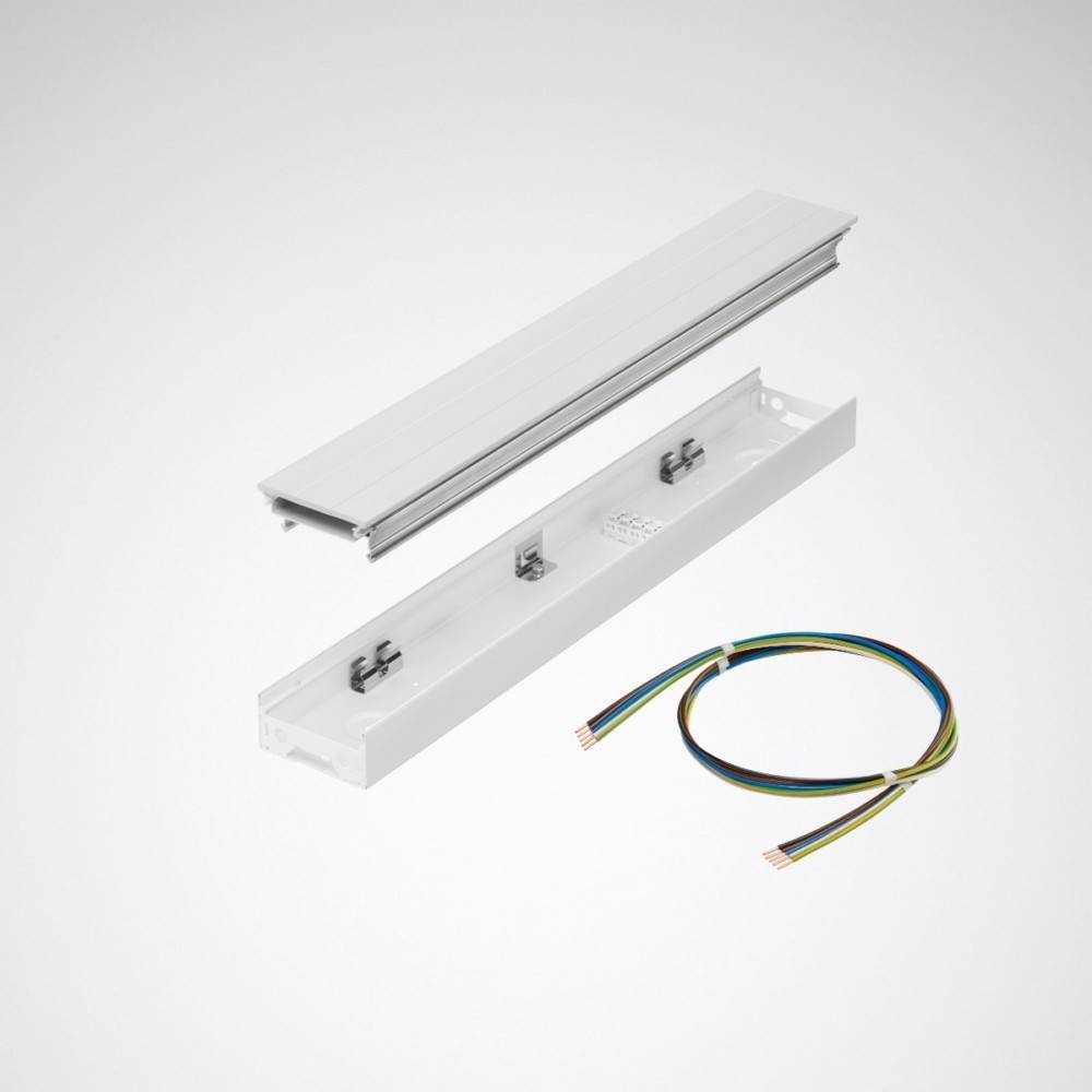 Ein weißes lineares LED-Lichtgehäuse ist in zwei Teile zerlegt dargestellt. Darunter ist ein mehrfarbiges Kabel mit Anschlüssen zu sehen.