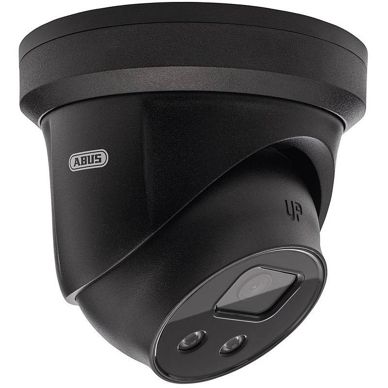 Schwarze ABUS Sicherheitskamera mit Kuppelgehäuse, geneigtem Objektiv und zwei Infrarot-LEDs, auf weißem Hintergrund dargestellt.