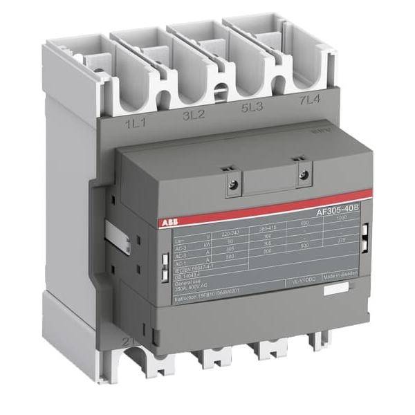Ein dreipoliger elektrischer Schütz, bezeichnet als ‚AF305-40-00', der in industriellen Umgebungen zum Schalten von Elektromotoren verwendet wird.