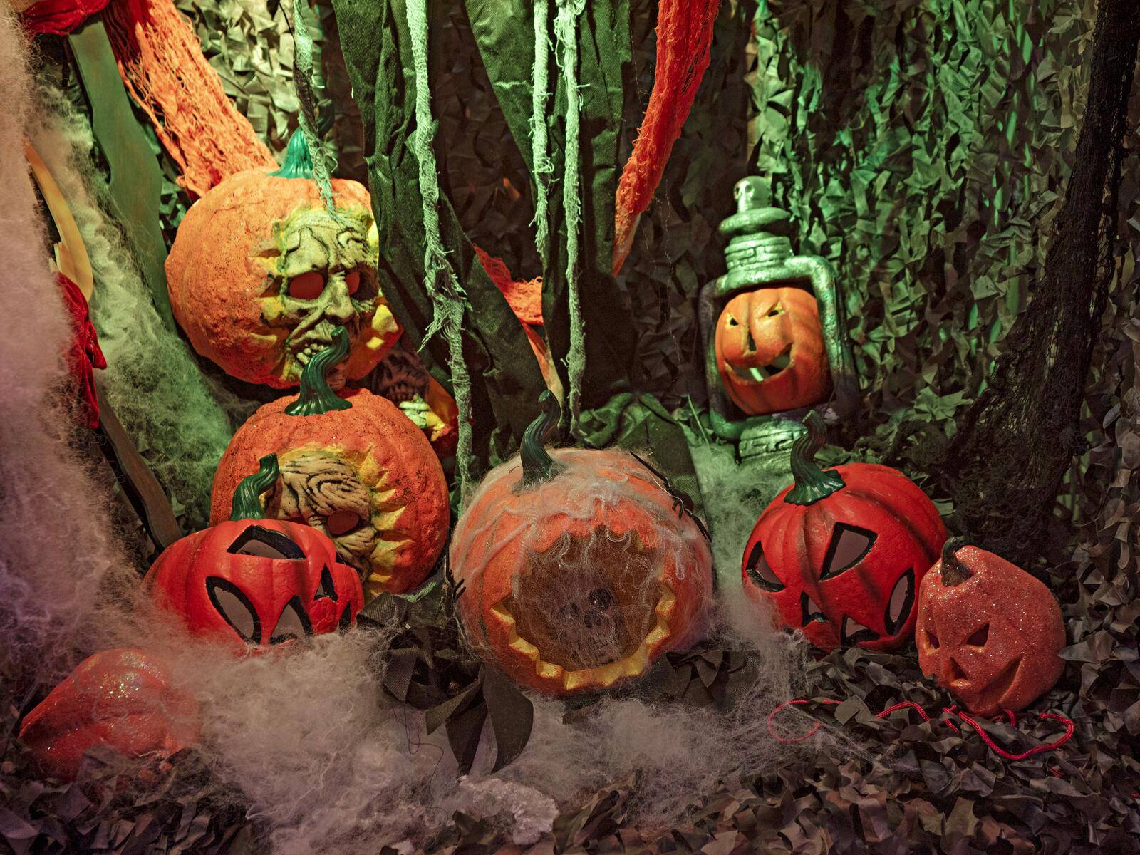 EUROPALMS Halloween Totenkopf-Kürbis, 26cm