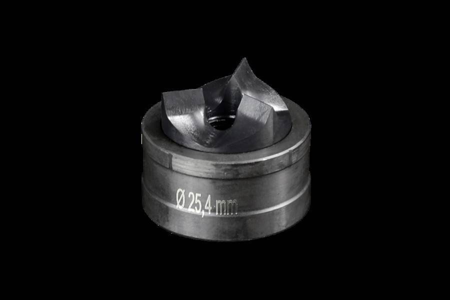 Eine Nahaufnahme eines Metallwerkzeugs mit einer scharfen, konischen Spitze, das zum Bohren verwendet wird. An der Seite ist '25,4 mm' eingraviert, was seinen Durchmesser angibt.