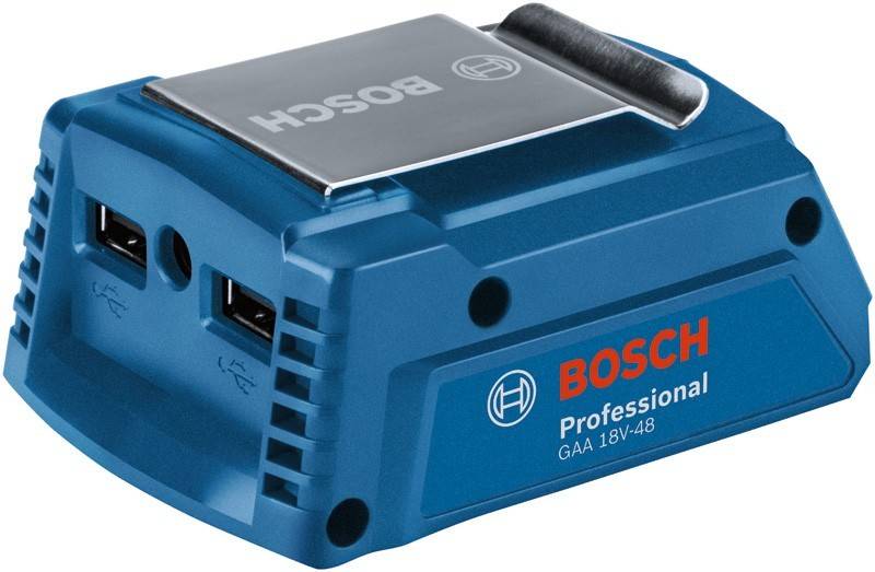 Blauer BOSCH Professional GAA 18V-48 Adapter mit USB-Anschluss, verwendet zum Stromversorgen von Geräten.