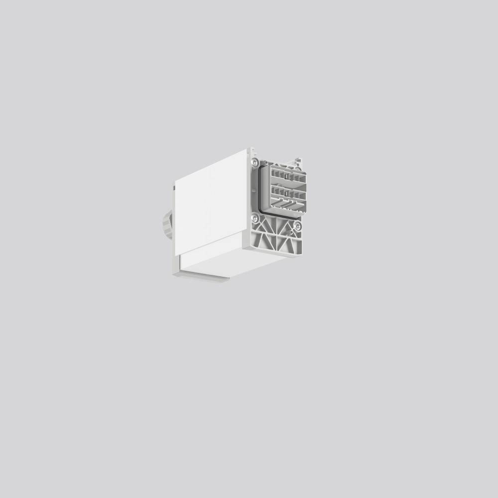 3D-Rendering eines weißen wandmontierten elektrischen Geräts oder Verteilerkastens auf einem einfachen grauen Hintergrund, mit teilweise geöffnetem Frontdeckel, um innere Komponenten zu zeigen.