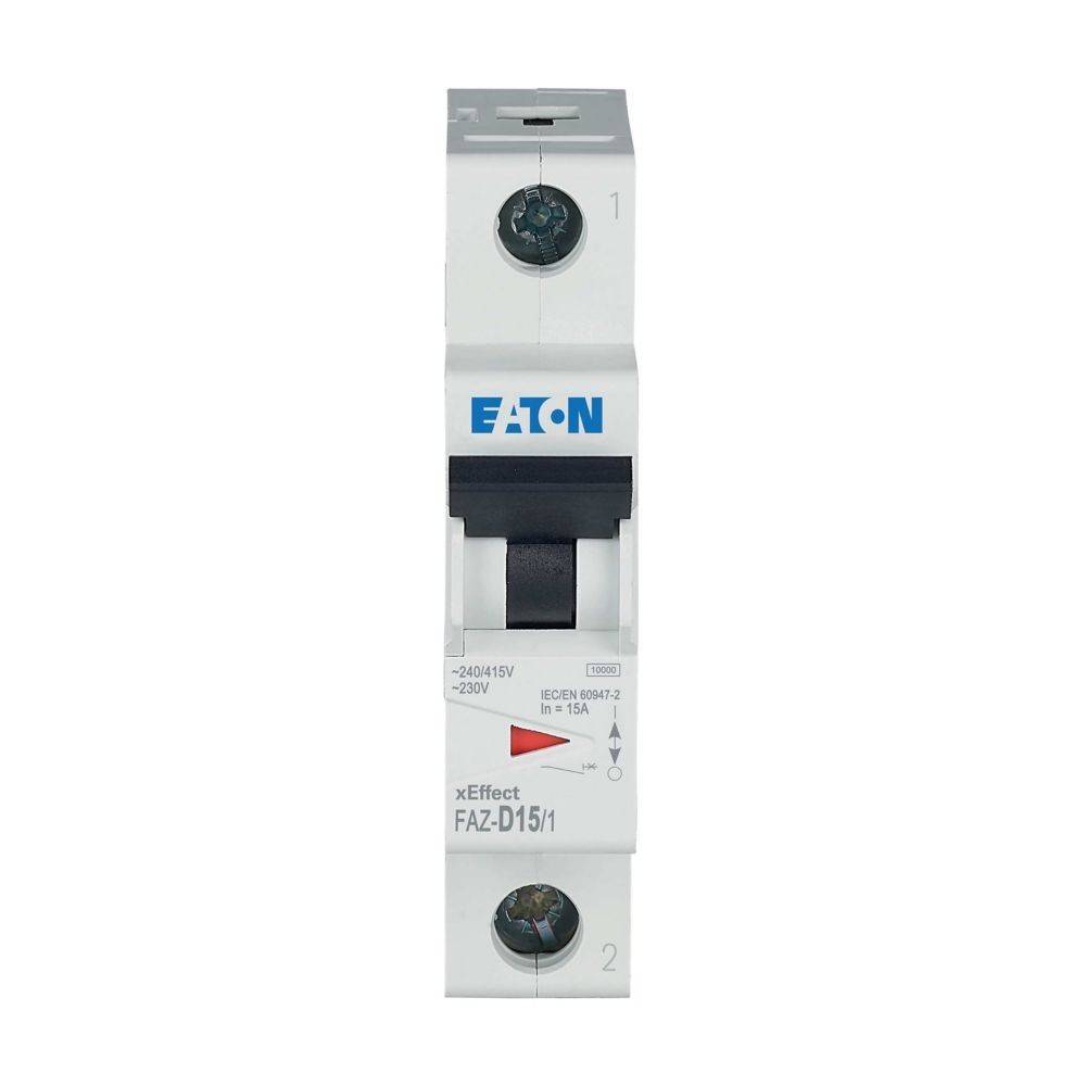 Ein einpoliger EATON Leistungsschalter, Modell FAZ-D15/1, ausgelegt für 15A und 240/415V mit Kippschalter und Anschlussklemmen, gekennzeichnet mit 1 und 2.