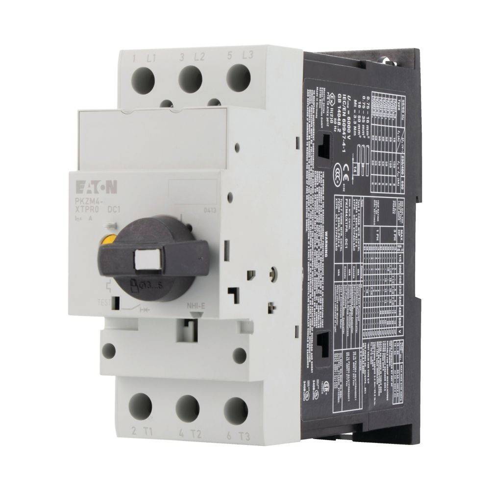 Eaton PKNM-32/3 Leistungsschalter, zeigt Schalter und Anschlussklemmen. Schwarzer Bedienungsknopf an der Vorderseite mit Textbeschriftungen.