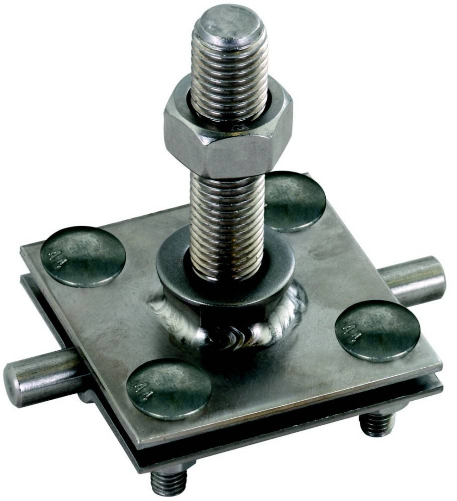 Eine metallische, verstellbare Grundplatte mit Gewindestange und angeschweißten Bolzen, die zur Unterstützung von Strukturen verwendet wird.