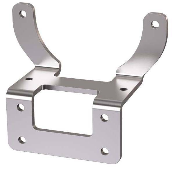 Eine Metallhalterung mit einer rechteckigen Öffnung und acht Befestigungslöchern, die zum Sichern oder Stützen von Komponenten in einer mechanischen Struktur konzipiert ist.