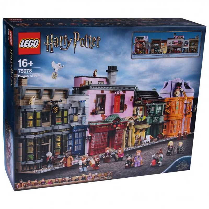 Lego 'Harry Potter Winkelgasse' Set-Box zeigt detailliertes Modell von Zaubergeschäften und Figuren. Für Personen ab 16 Jahren.