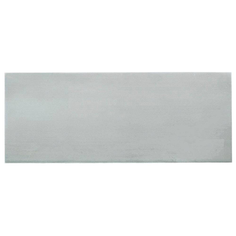 Ein einfaches, rechteckiges Metallblech mit einer glatten, silbernen Oberfläche.