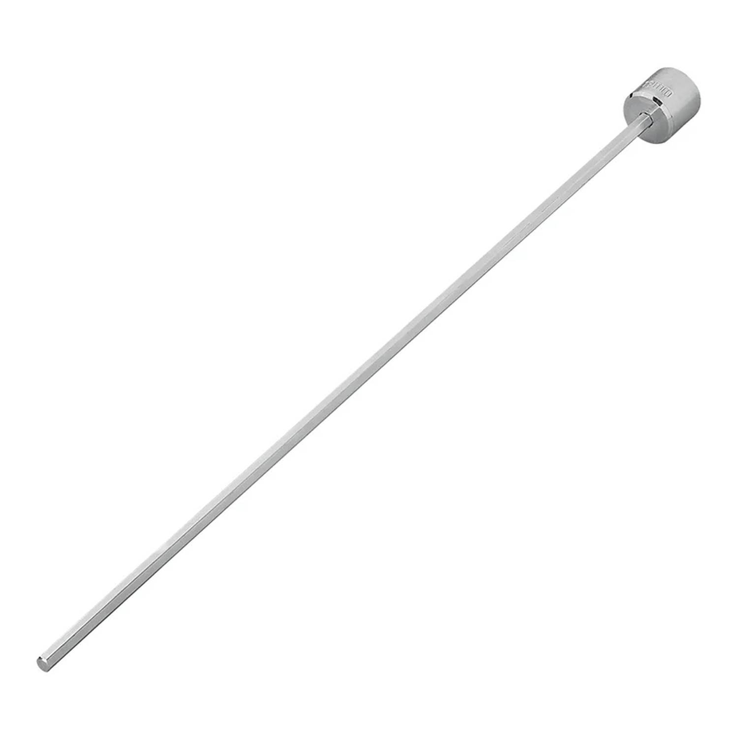 Ein langer, dünner Metallstab mit einem zylindrischen Griff an einem Ende, möglicherweise ein Werkzeug oder Instrument, isoliert auf weißem Hintergrund.