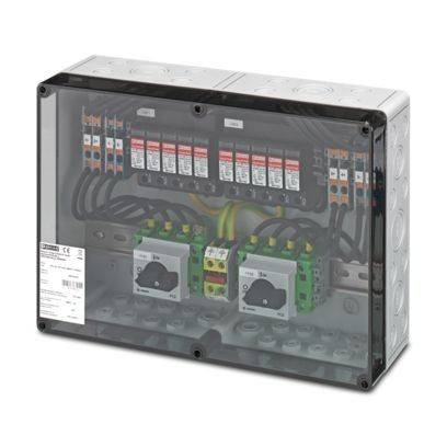 Ein elektrischer Verteilkasten mit mehreren Schutzschaltern und Verdrahtung, die durch eine transparente Abdeckung sichtbar ist, und zeigt eine Stromverteilungsanlage.