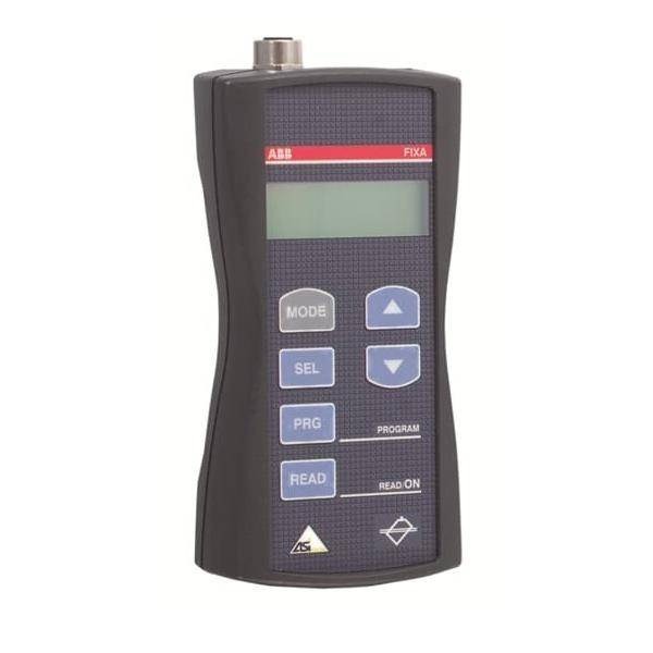 Tragbares Gerät mit Bildschirm und Tasten, mit ABB gekennzeichnet, zur Dateneingabe und -erfassung. Tasten umfassen MODE, SEL, PRG, READ.