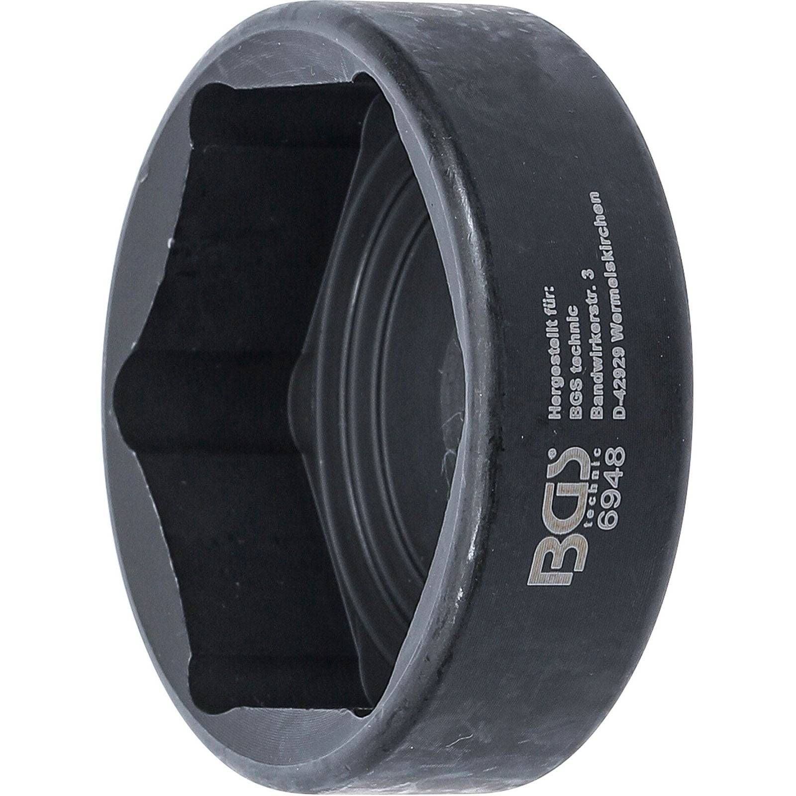 Ein schwarzer Steckschlüssel-Adapter für BB30-Fahrradkurbelgehäuse mit sichtbaren Marken- und Modelldetails an der Seite.