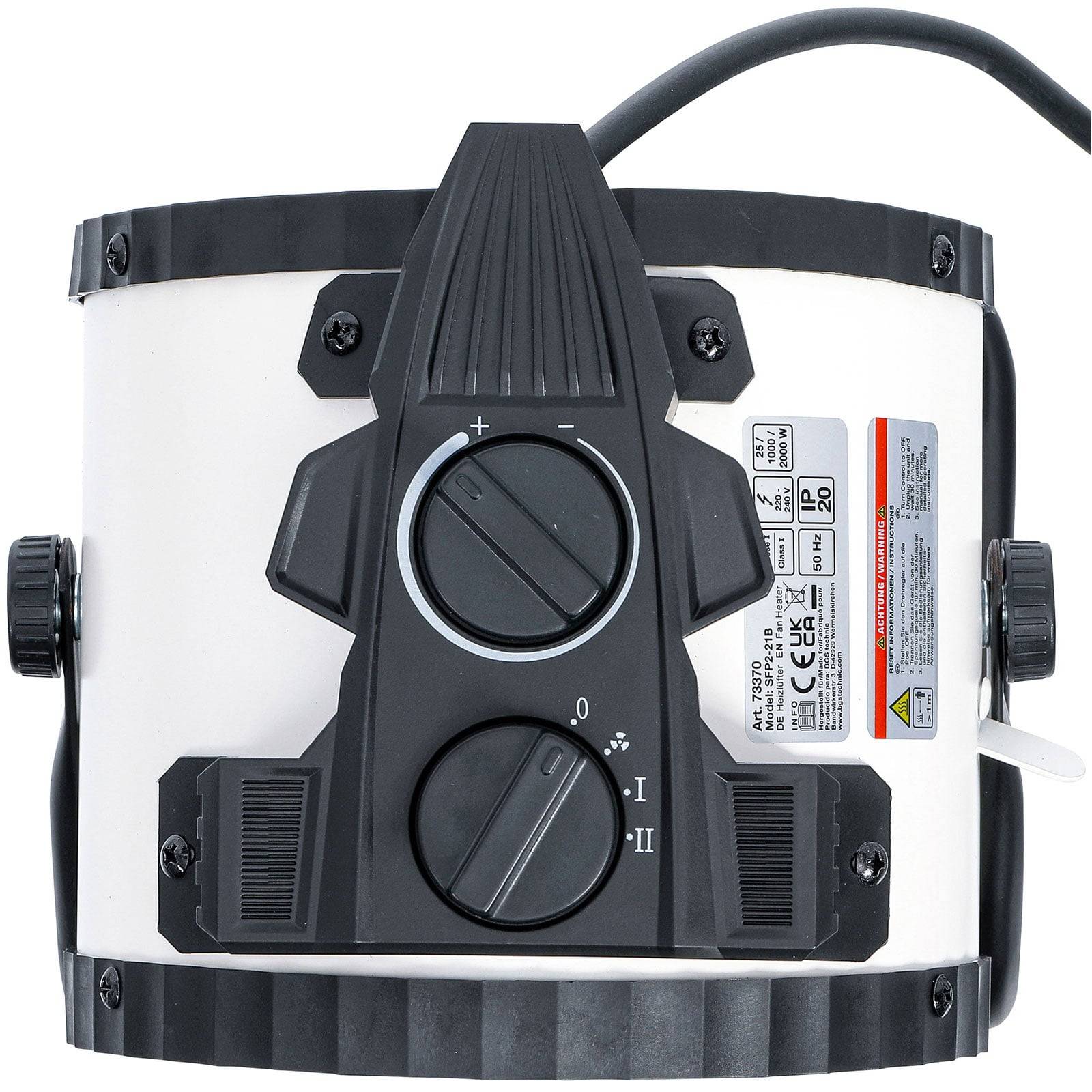 Eine Heizeinheit mit beschrifteten Bedienelementen für Ein/Aus-Schalter und Temperatureinstellungen. CE-gekennzeichnet mit sichtbaren Vorsichts- und Gebrauchsanweisungen.