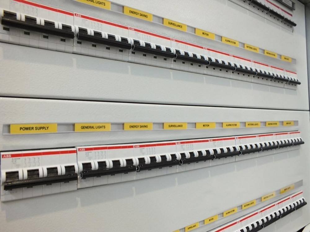 Cembre 49096 MG-TAPW PVC 9X29MM W 49096