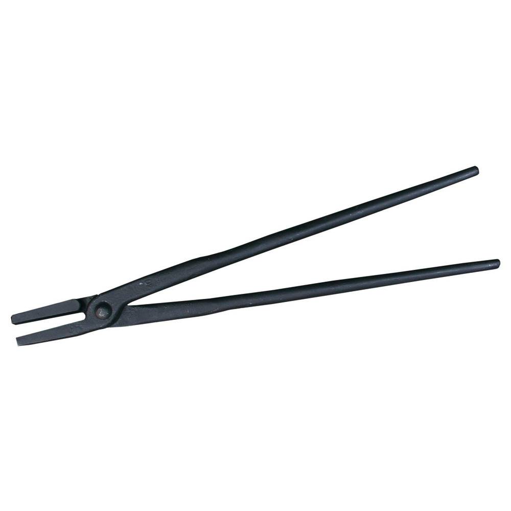 Eine Schmiedezange mit langem Griff und flacher Greifende, die zum Halten und Manipulieren von erhitztem Metall in einem Schmiedefeuer verwendet wird.