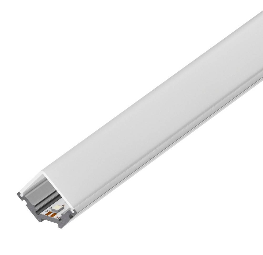Aluminium-LED-Streifenkanal mit diffusierender Abdeckung für gleichmäßige Lichtverteilung, mit Darstellung der internen LED-Streifeninstallation.