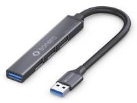 Ein eleganter, schwarzer USB-Hub mit vier Anschlüssen und einem kurzen Kabel, gekennzeichnet mit dem Markennamen 'sonero', konzipiert zur Erweiterung der USB-Konnektivität.