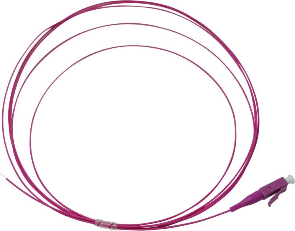 Pinke Gasfackel mit einem langen, spiralförmigen Schlauch.