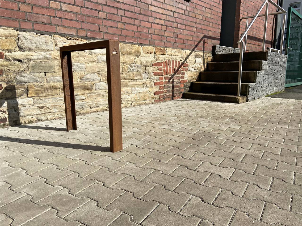 Schake 4450_075 Anlehnbügel aus Cortenstahl ohne Edelstahlaufsatz