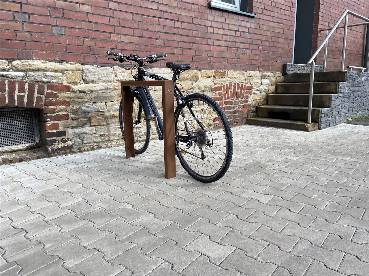 Schake 4450_075 Anlehnbügel aus Cortenstahl ohne Edelstahlaufsatz