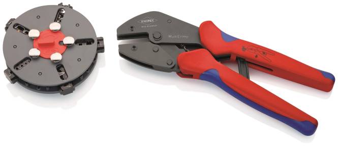 Multifunktionale Crimpzange mit roten und blauen Griffen, gekennzeichnet mit „Knipex MultiCrimp
